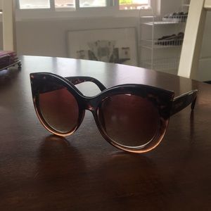 Steve Madden sunglasses